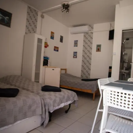 C2 Apartment