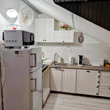 C2 Apartament *